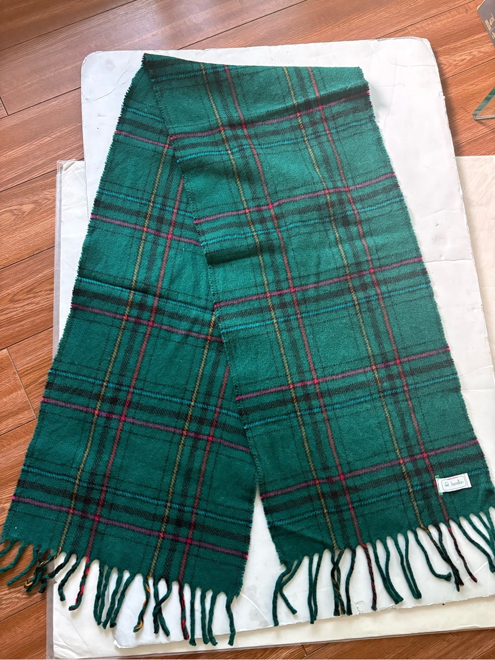 United Colors Of Benetton Green Plaid Men's Scarf with Red and Navy 11 by 64